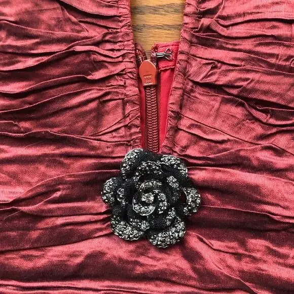 BCBG‎ MaxAria Ruby Red Tristina Dress - Picture 4 of 6